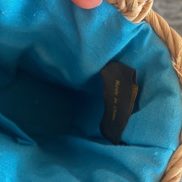 WOVEN CORNHUSK SUMMER TIME MINI WOVEN PURSE WITH FLOWERS - Picture 7 of 7